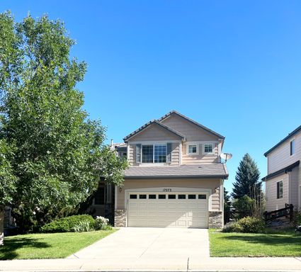 Stunning Home in Aurora – photo 1