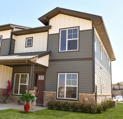 Luxury Corner Townhome with Mountain Views in Loveland – photo 1