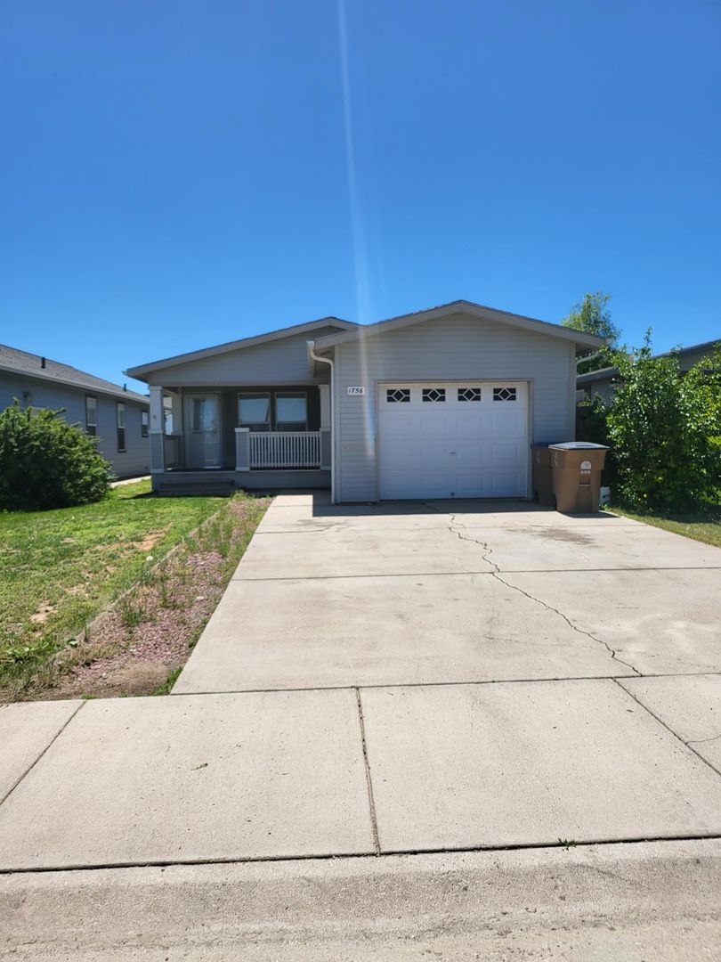Laramie House: 1756 Truman Street