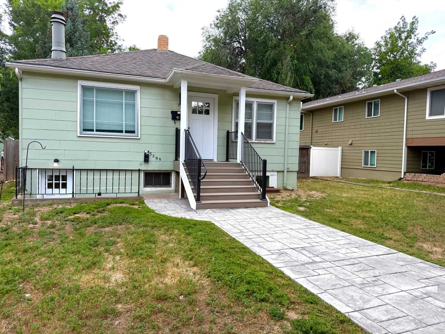 Fort Collins House: 329.5 Edwards Street