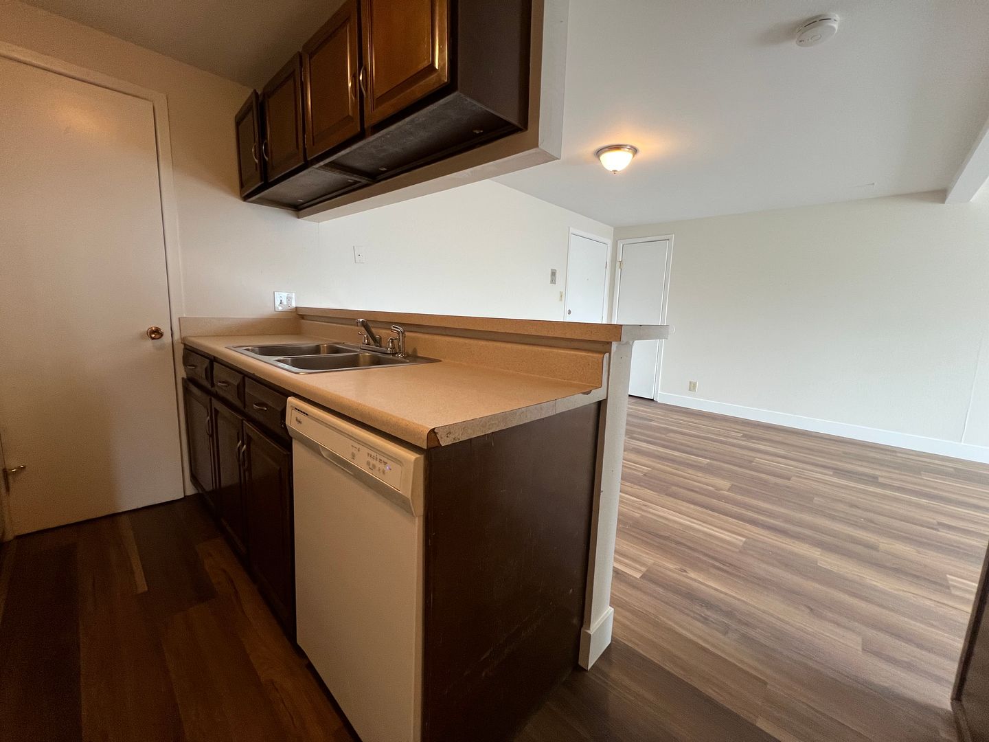 Fort Collins Apartment: 1001 Robertson Street
