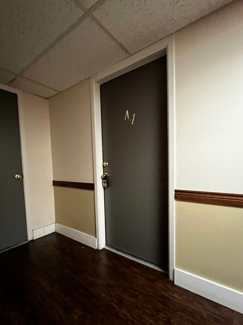 Fort Collins Apartment: 1005 Robertson St