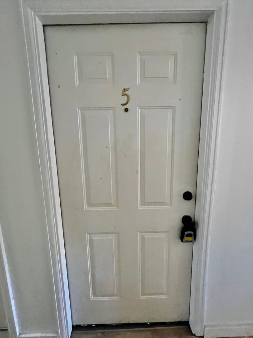 Fort Collins Apartment: 1850 Laporte Ave