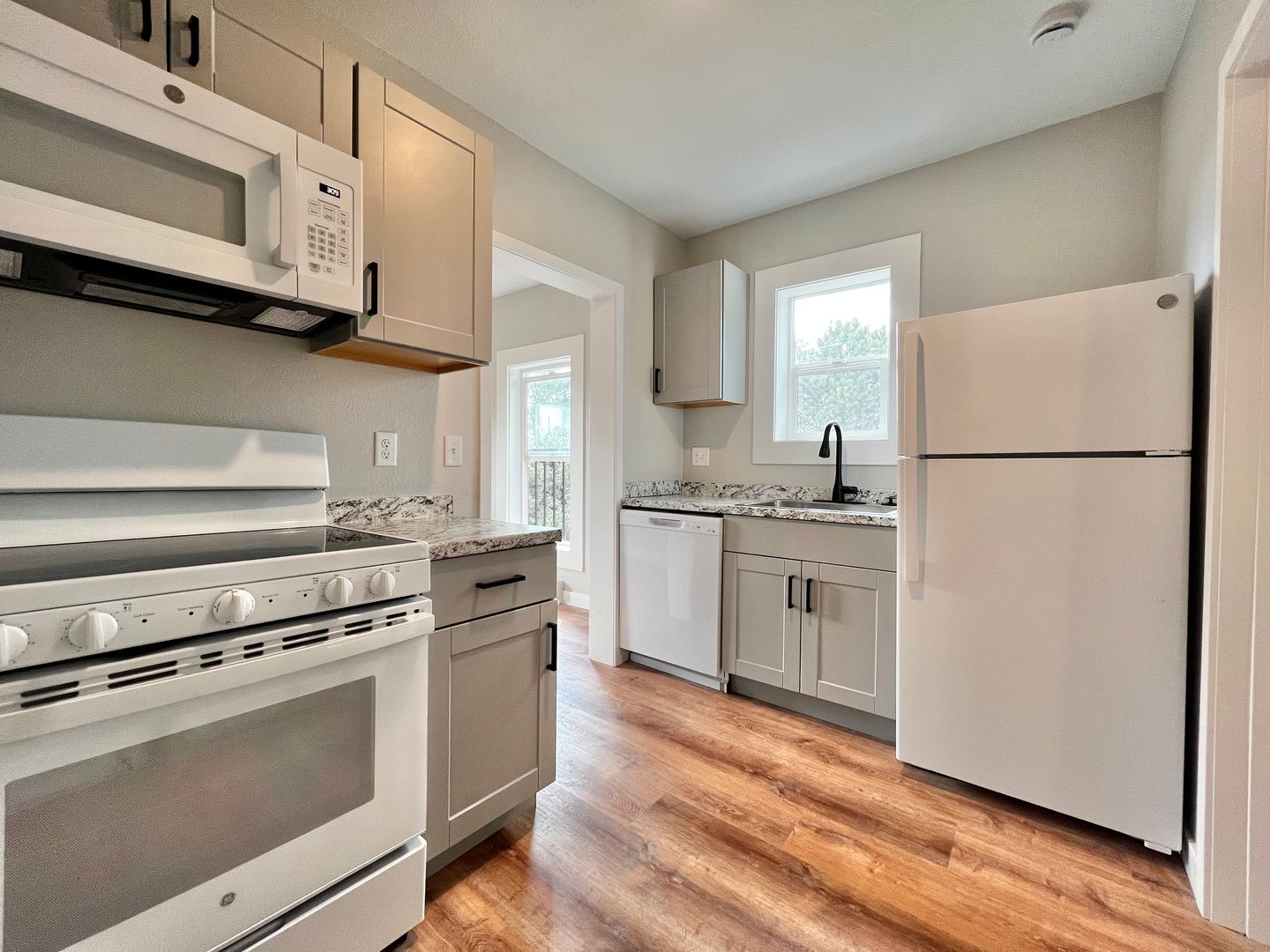 Cheyenne Apartment: 1100 Dodge Ct