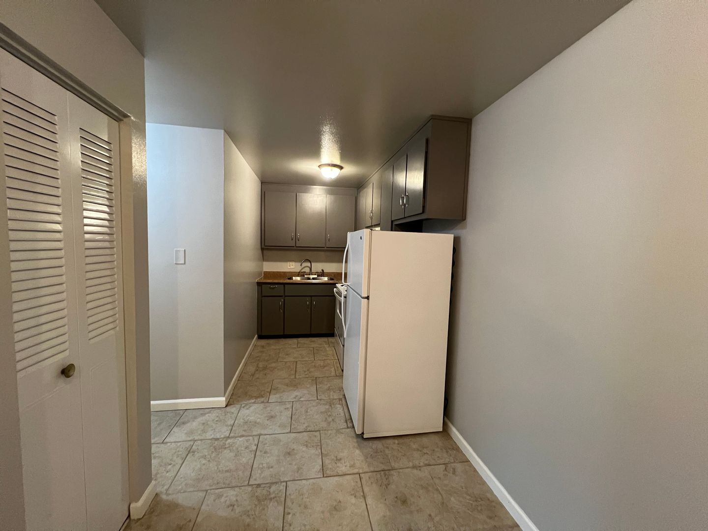 Fort Collins Apartment: 327 Mathews Street