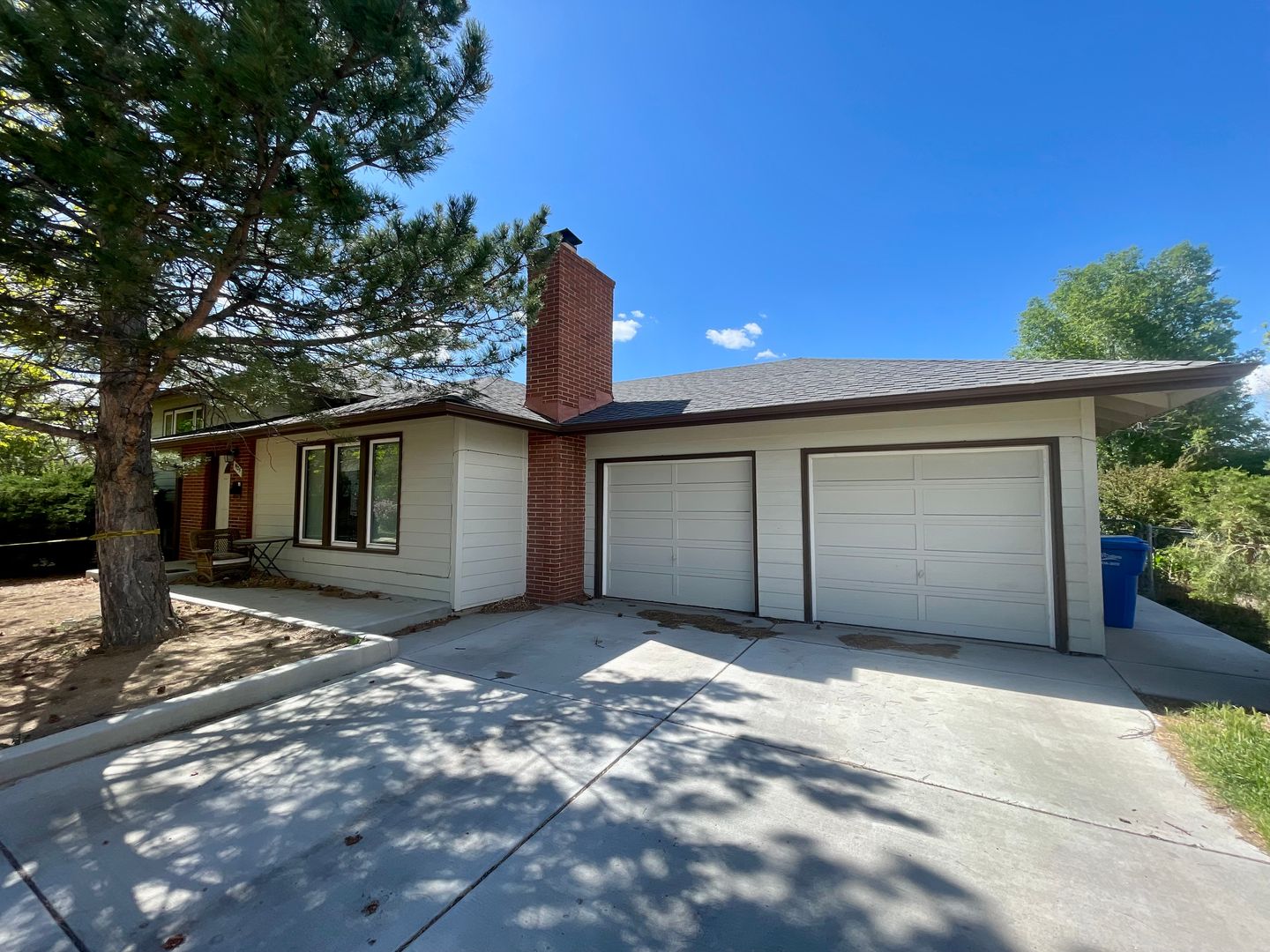 Fort Collins House: 1925 S Crestmore Ct