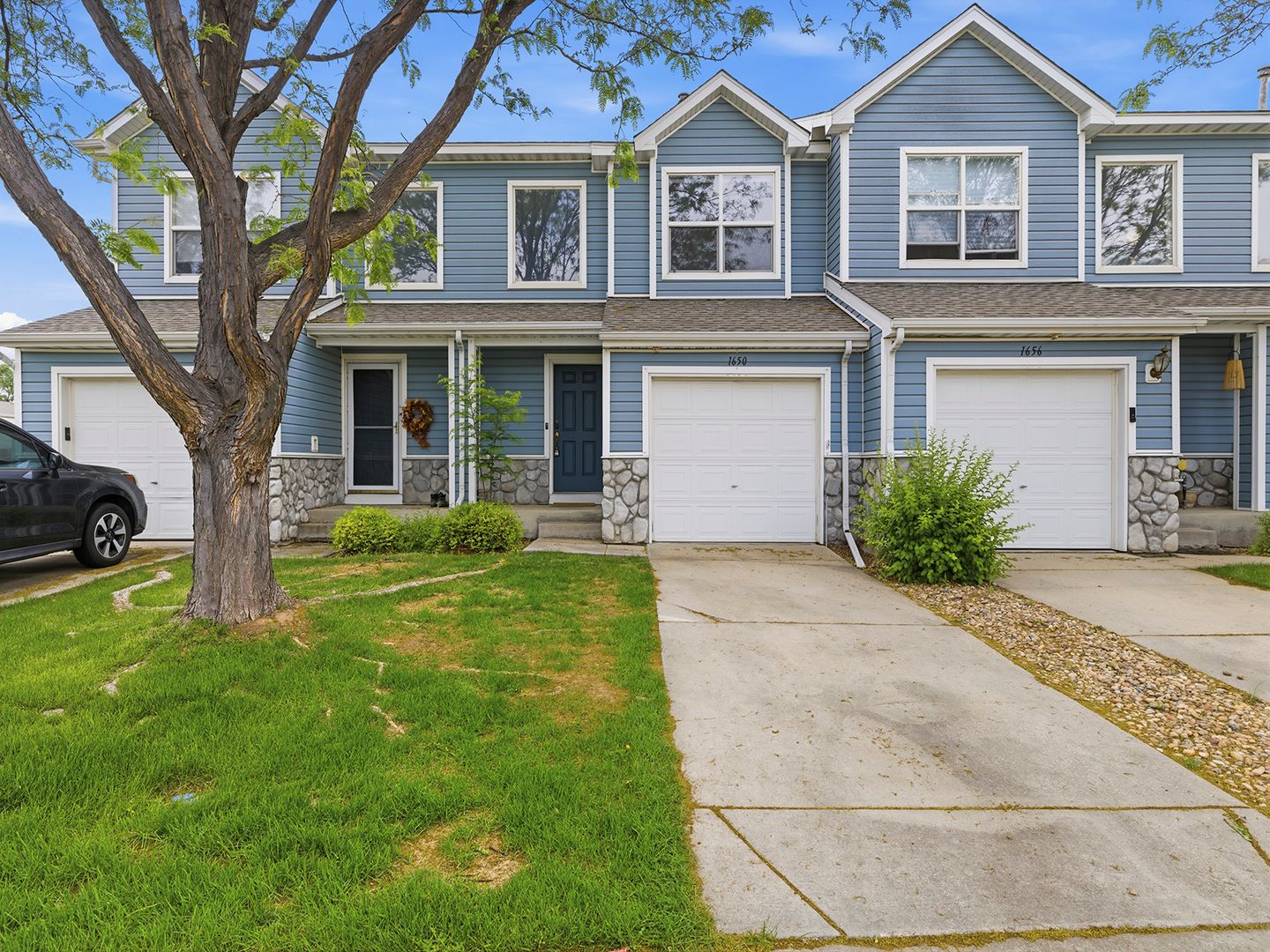 Loveland House: 1650 Oak Creek Dr