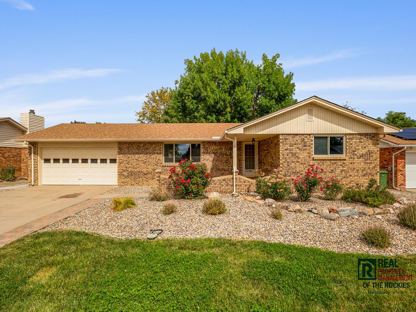 Loveland House: 409 W 47th St