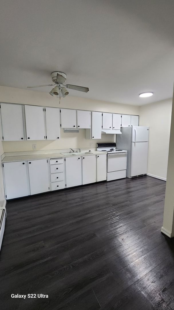 Cheyenne Apartment: 2500 Windwood Drive