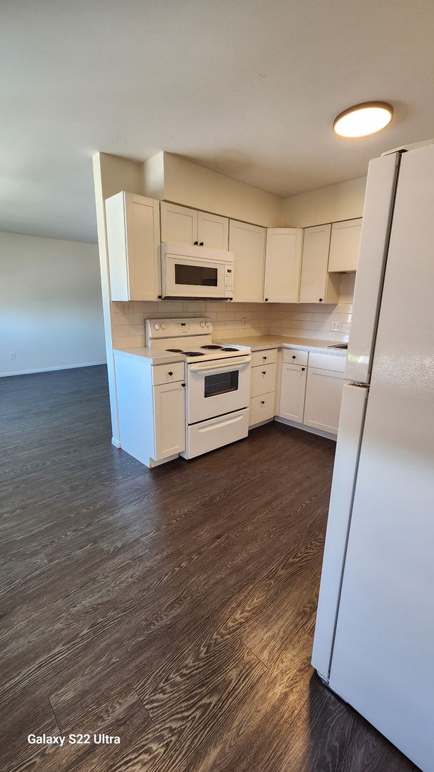 Cheyenne Apartment: 2500 Windwood Drive