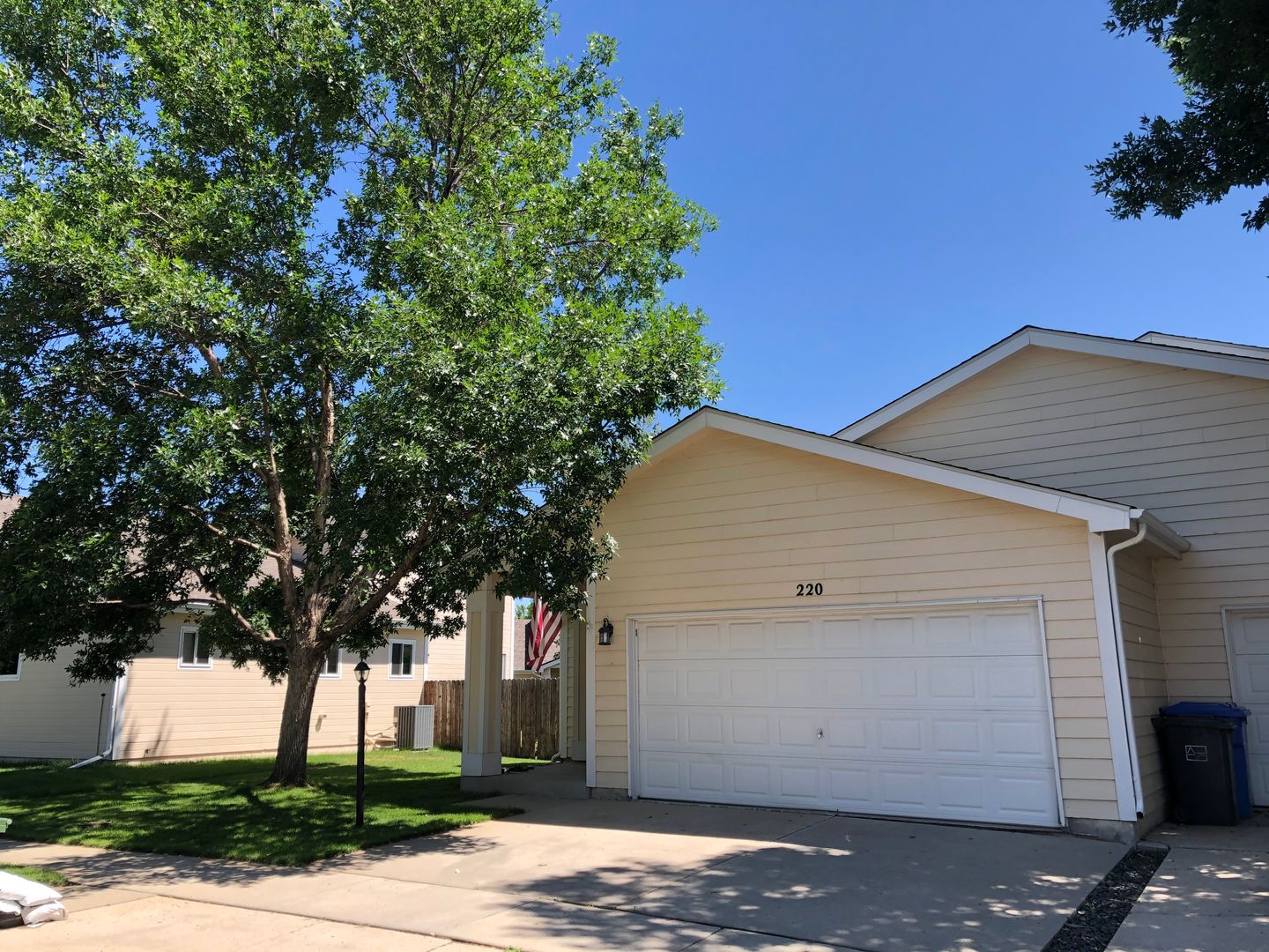 Loveland House: 220 Acacia Drive