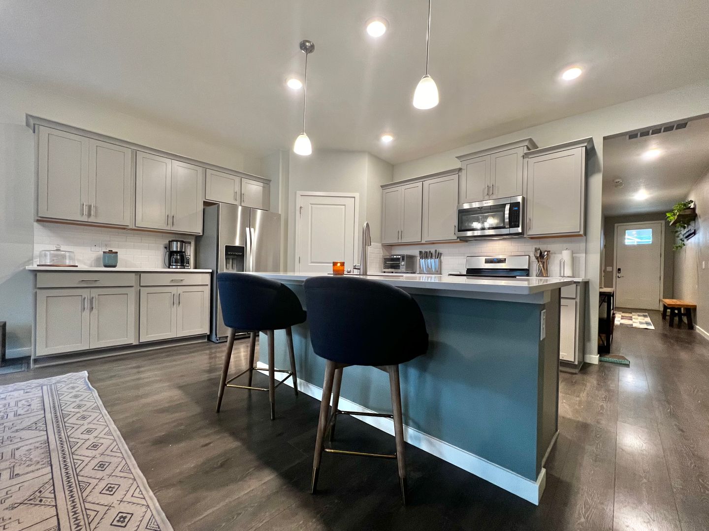 Fort Collins House: 908 Rollins Den Drive