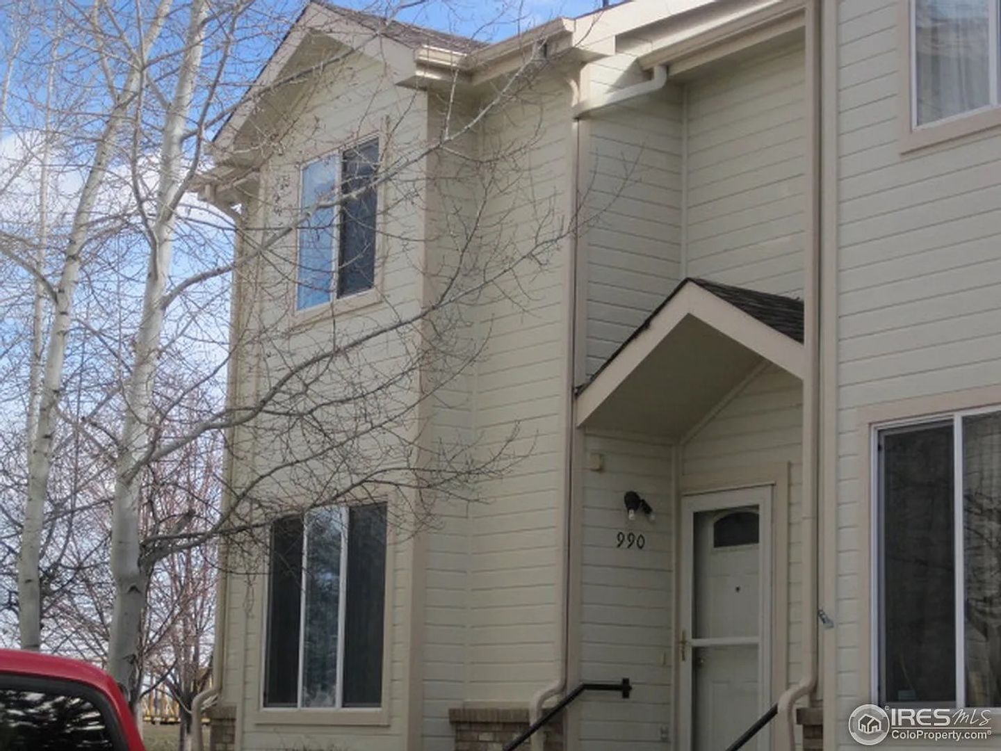 Loveland House: 990 Monroe Ave