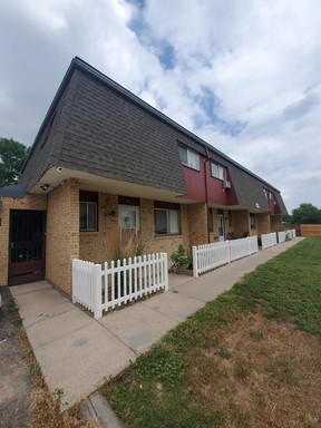 Cozy 1 Bed 1 Bath Apartment – photo 1