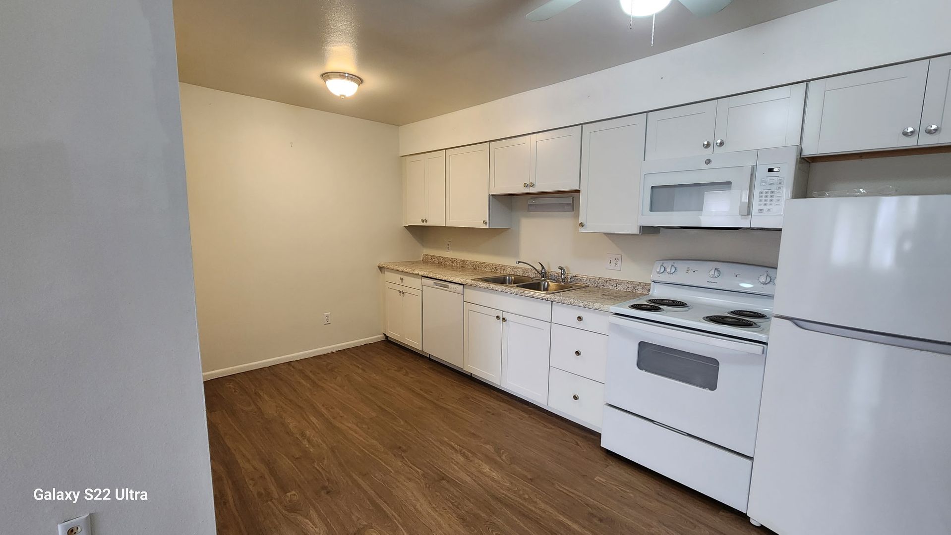 Cheyenne Apartment: 2500 Windwood Drive