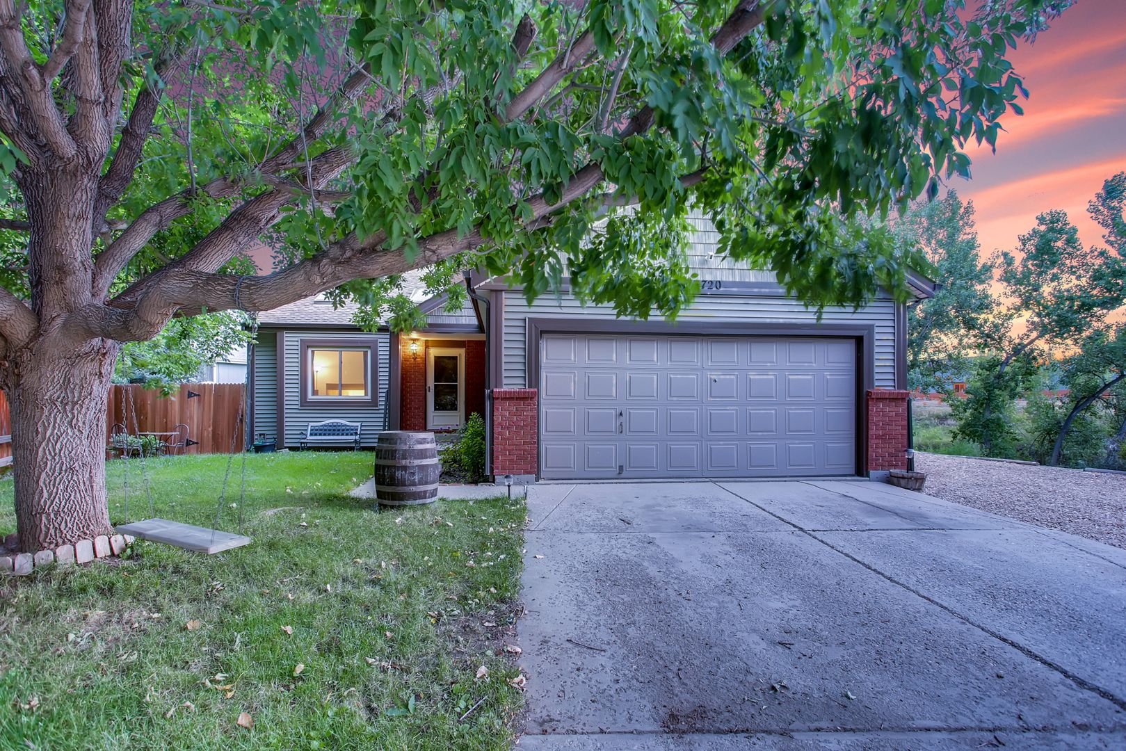 Loveland House: 3720 Black Oak Ct