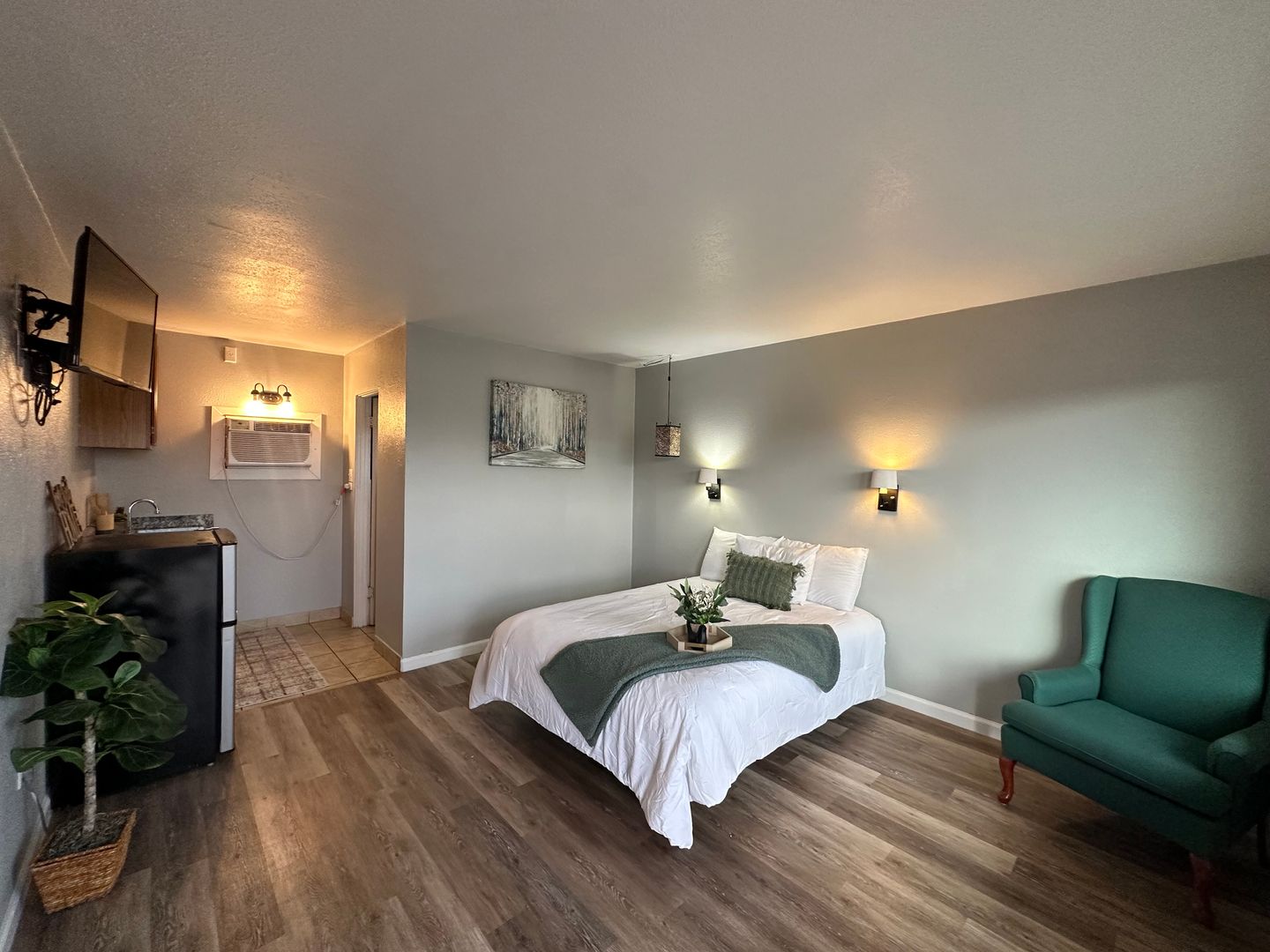 Grand Junction Apartment: 2824 North Avenue