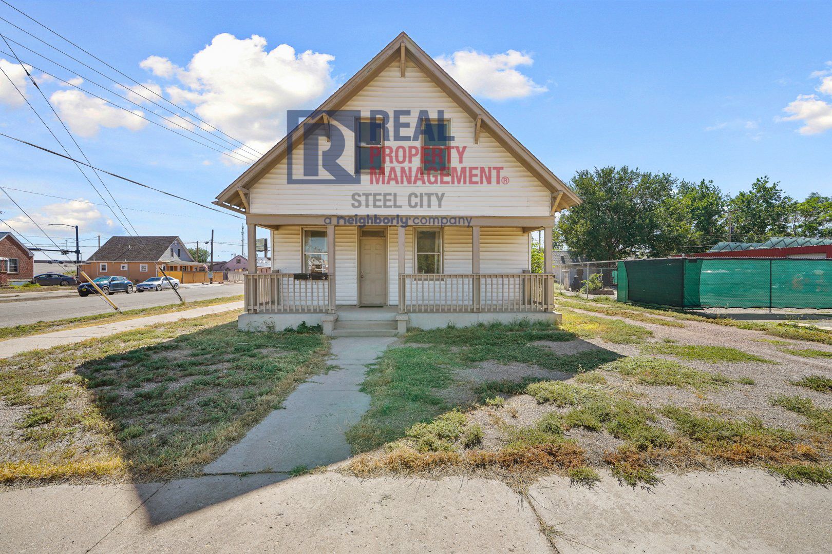 Pueblo Apartment: 300 Clark St