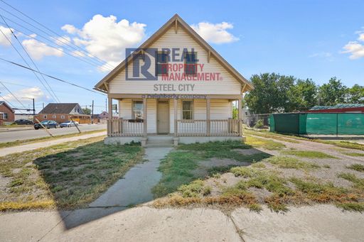 Free TV for Approved Tenant – photo 1