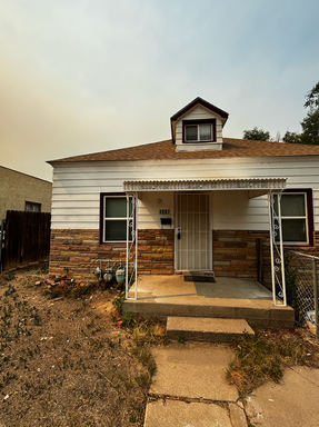 Comfortable 1 Bed, 1 Bath Home in Convenient Pueblo Location – photo 1