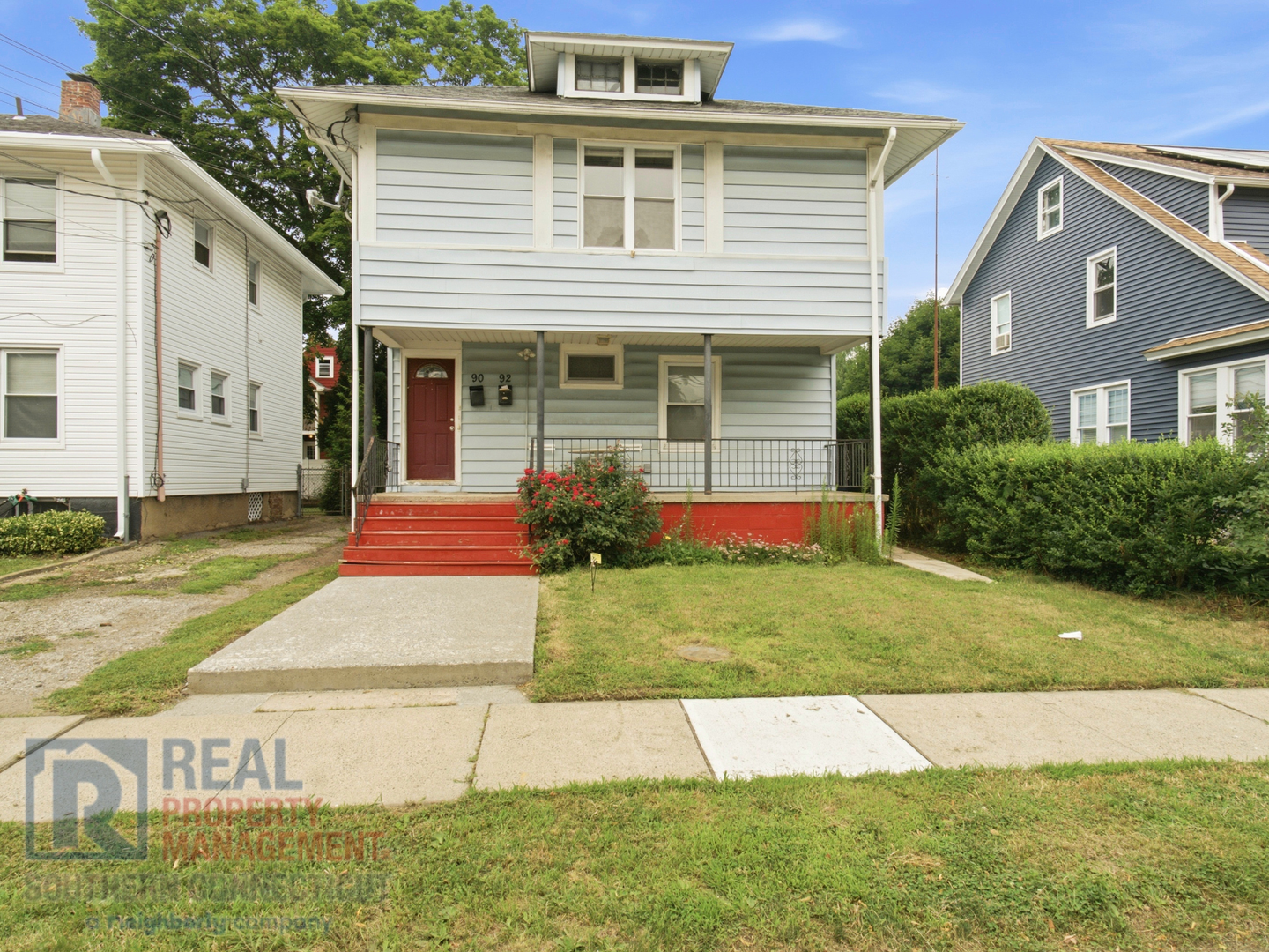 Bridgeport Apartment: 92 Aldine Avenue