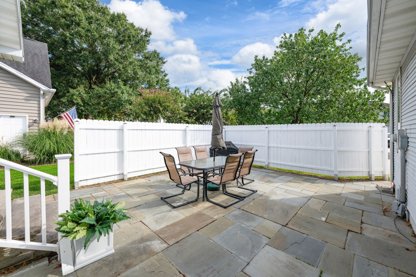 225 Ocean View Blvd 33 of 37