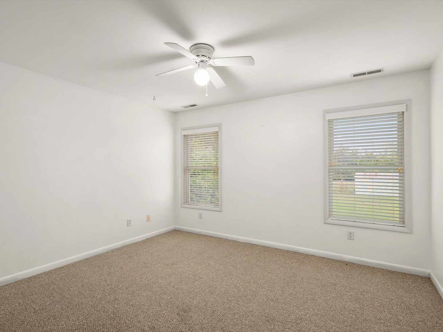 18890 Harbeson Rd 18 of 39
