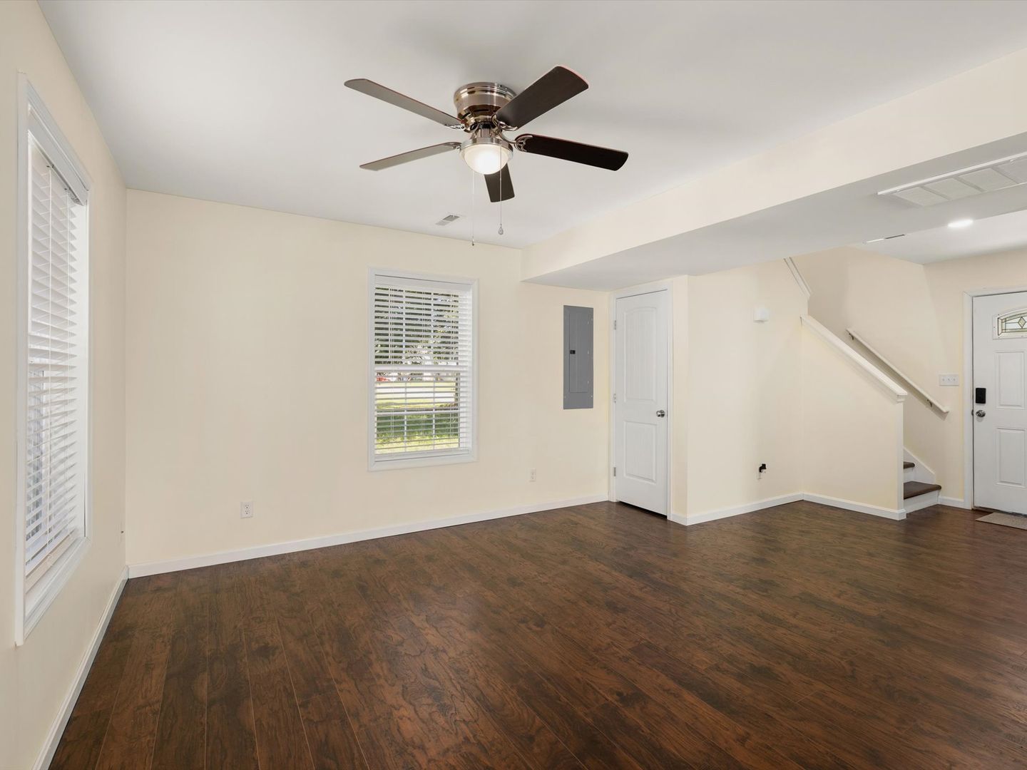 5 Hillside Avenue 6 of 12