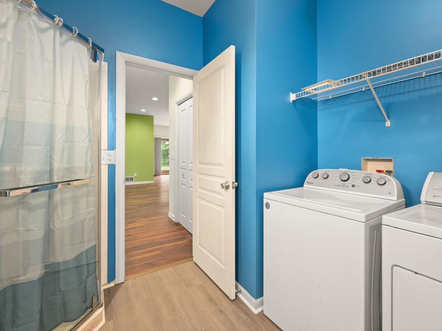 Laundry room at 18890 Harbeson Rd (2 of 2)