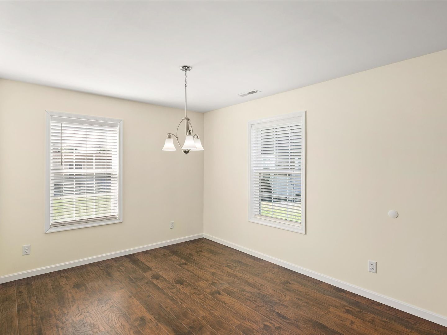 5 Hillside Avenue 10 of 12