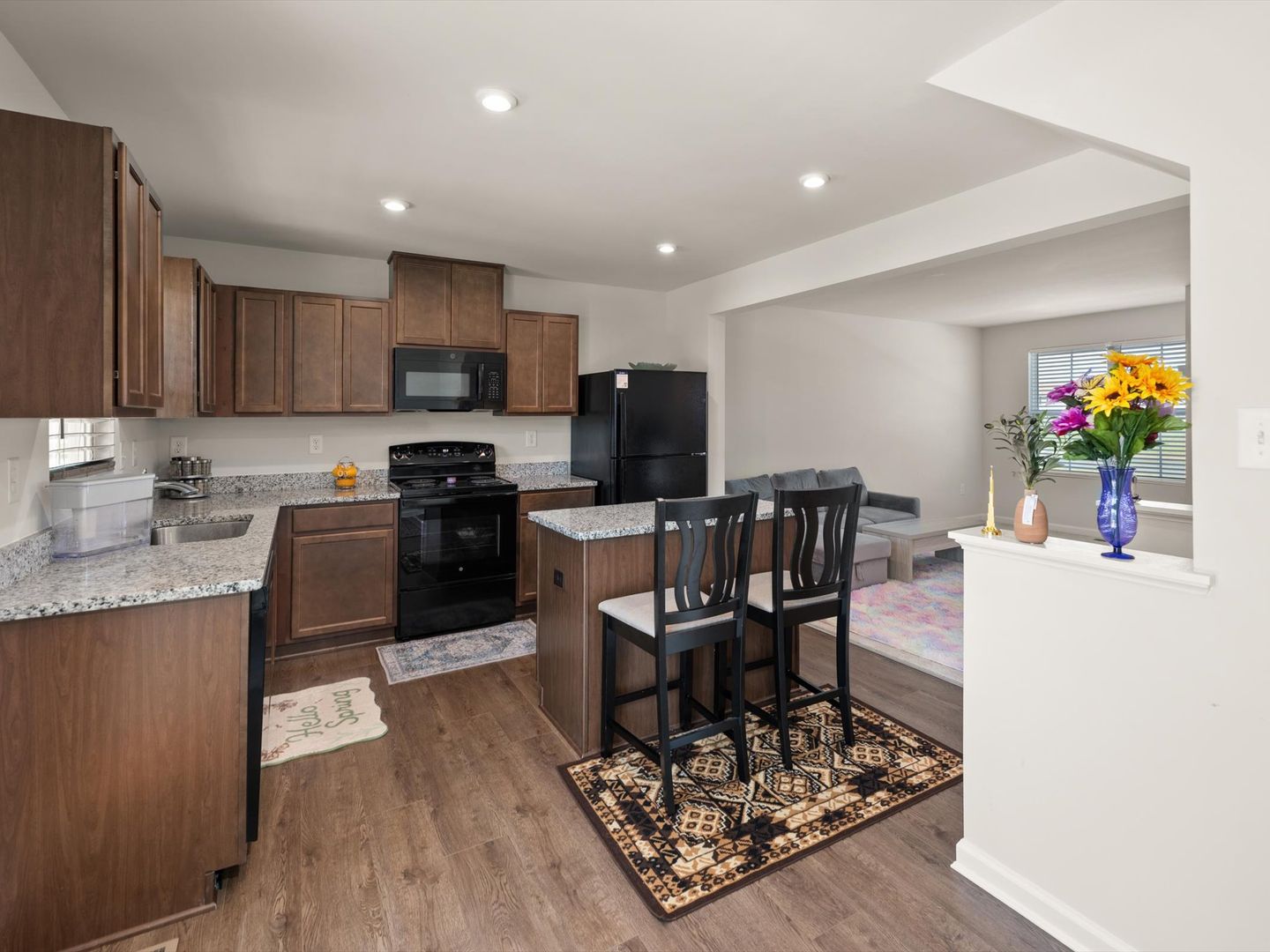 16107 Zoar Avenue 9 of 12