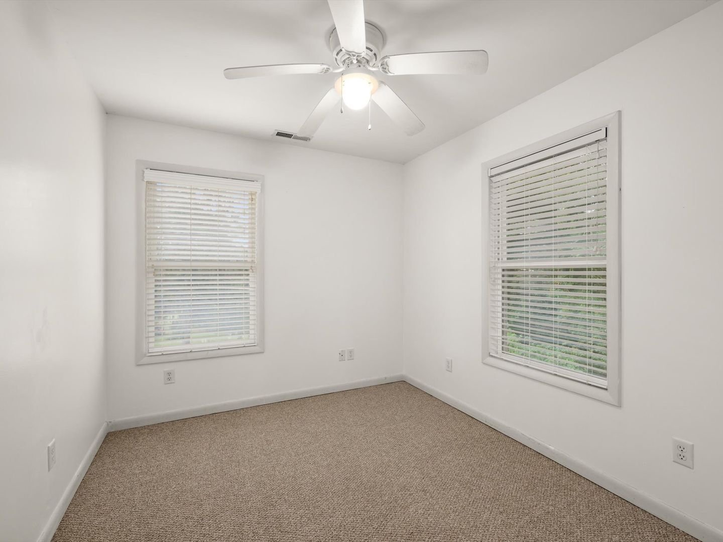 18890 Harbeson Rd 23 of 39
