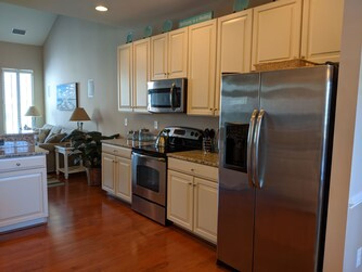 37024 Fairway Drive 5 of 12