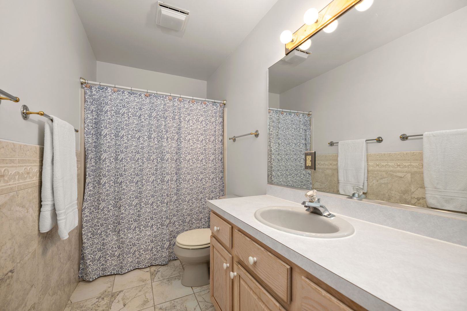 225 Ocean View Blvd 21 of 37