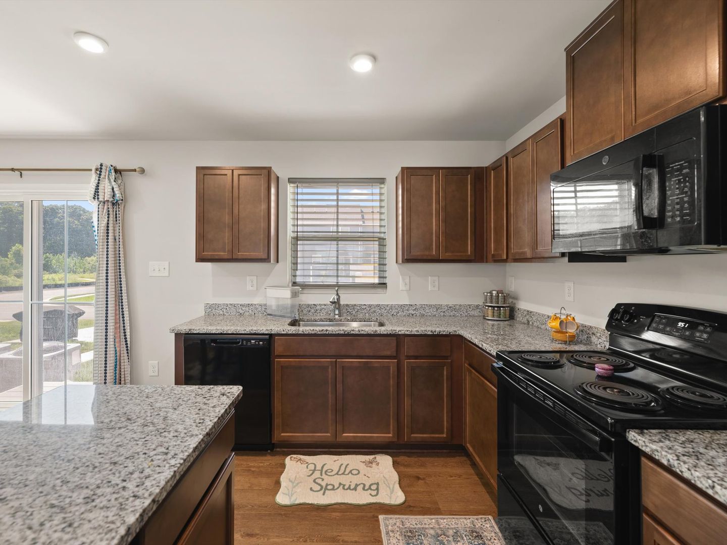 16107 Zoar Avenue 11 of 12