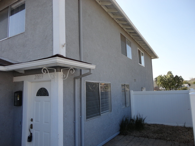 Santa Clarita Apartment: 20833 Plum Canyon Rd.