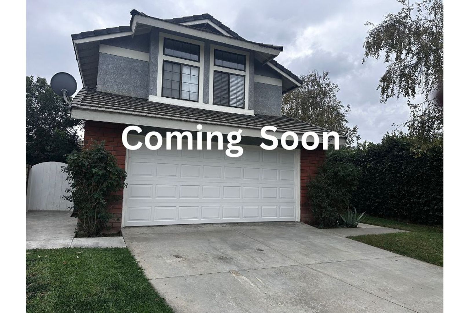 Santa Clarita Apartment: 21602 Bedford Way