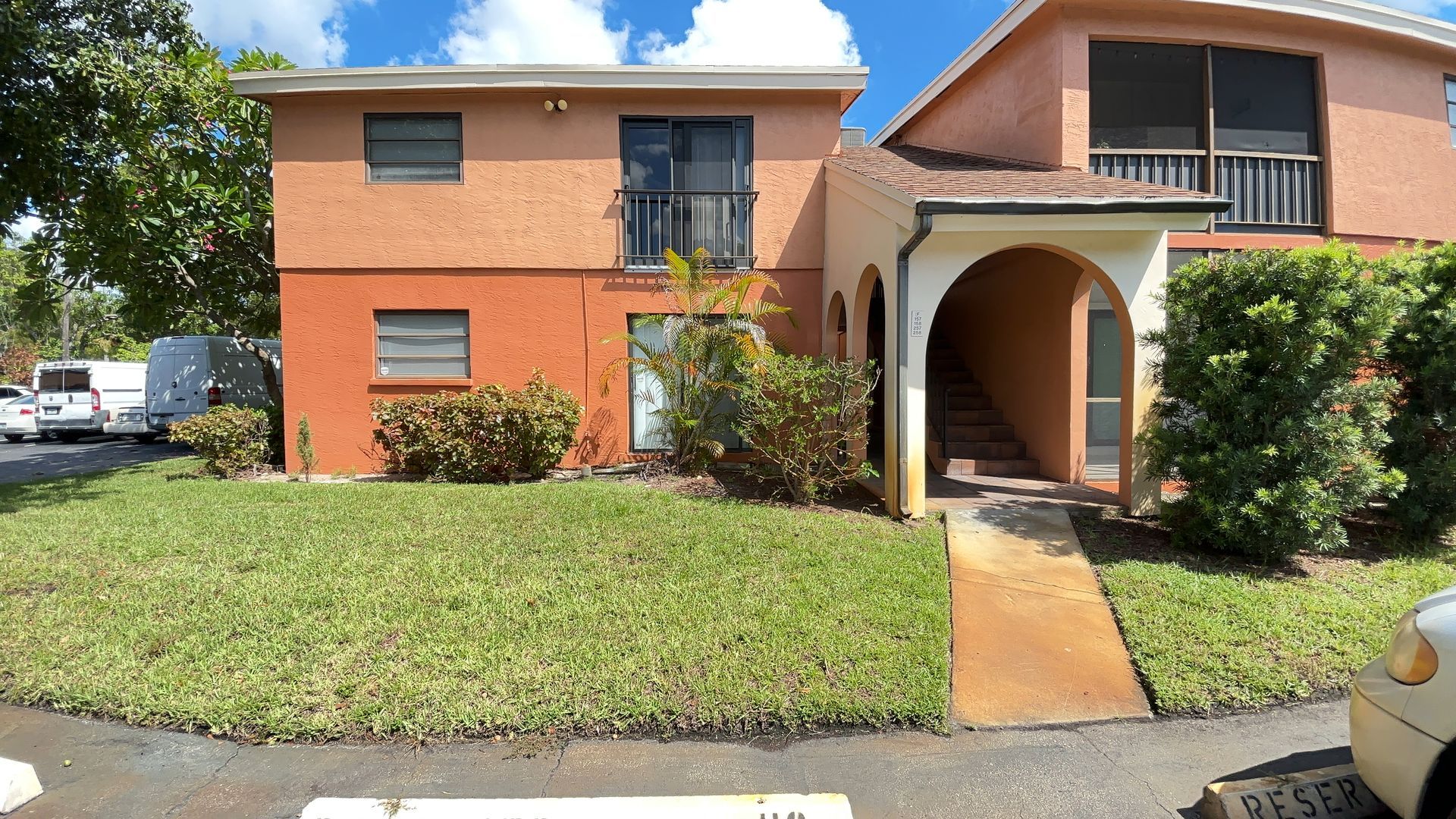 Boca Raton House: 50 SE 12th Street Apt #257