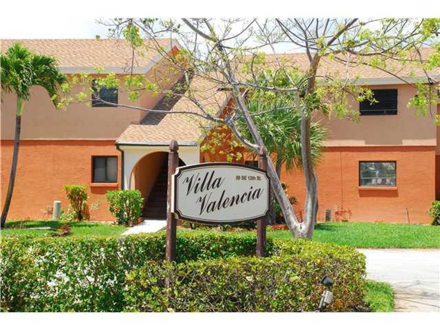 Boca Raton House: 50 SE 12th Street Apt #257