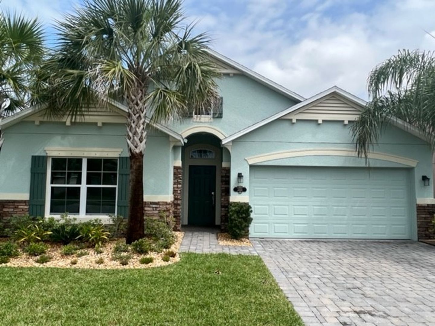 Melbourne House: 3555 Tabitha Court