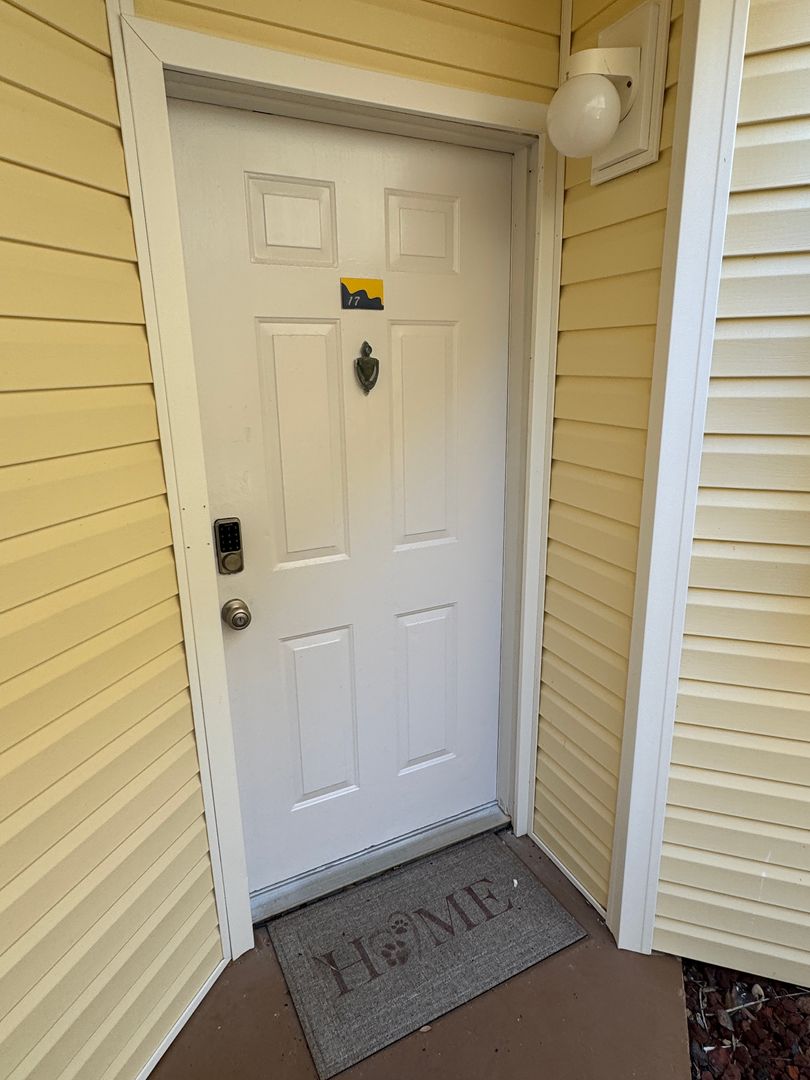 Melbourne Condo: 1999 Island Club Drive