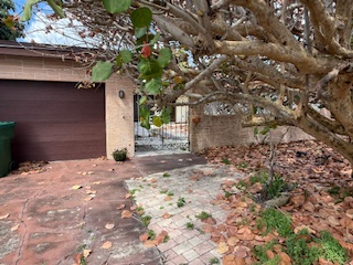 Indian Harbour Beach House: 1128 Pine Tree Dr.