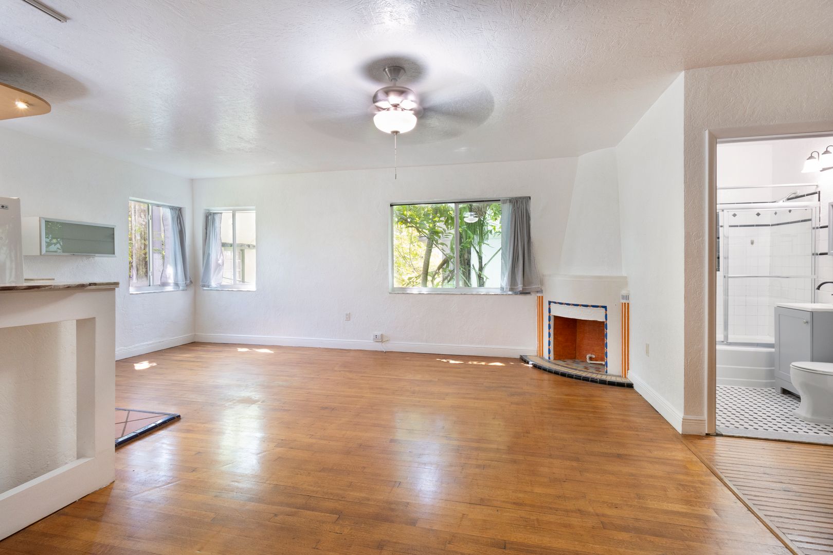 Miami Beach Condo: 1525 Meridian Avenue