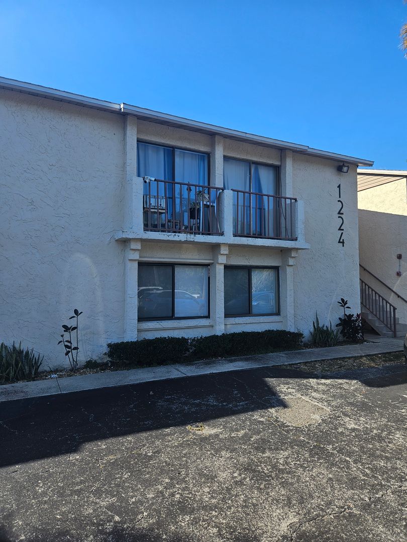 Daytona Beach Condo: 1224 South Palmetto Ave Unit 102