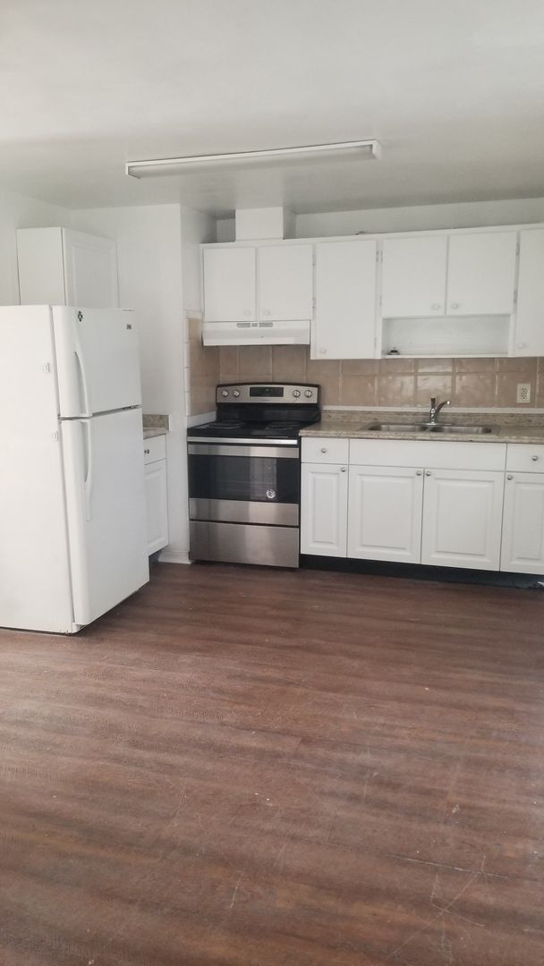 Daytona Beach House: 858 Maley St
