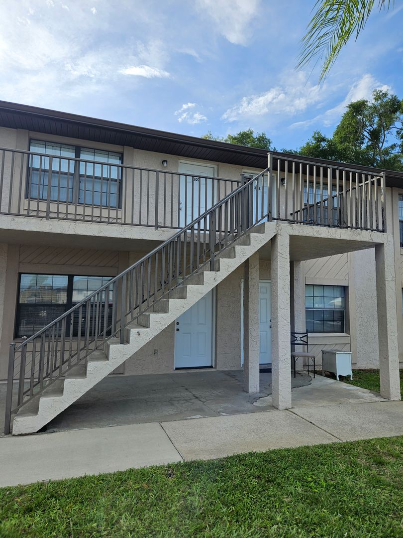 Daytona Beach House: 1290 9th St  #307