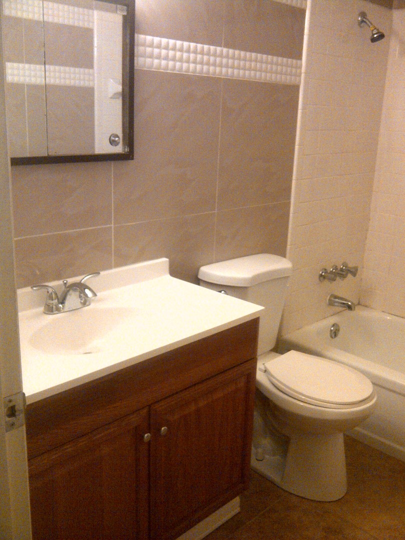 Daytona Beach House: 300 #4 Riverview Blvd