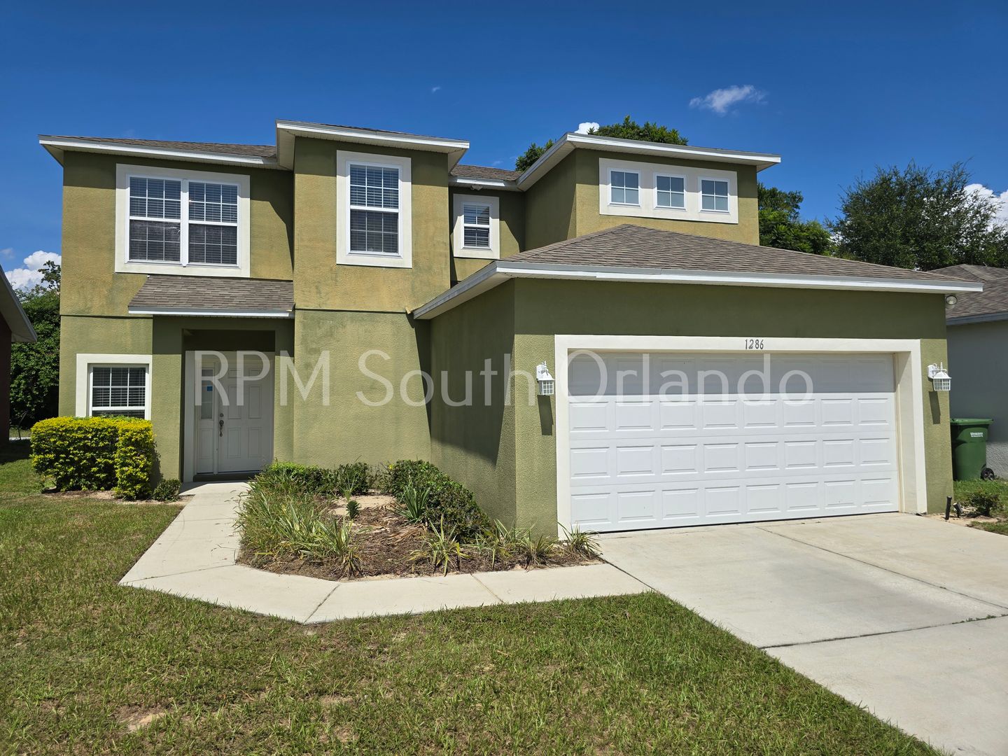 Winter Haven House: 1286 Salisbury Dr