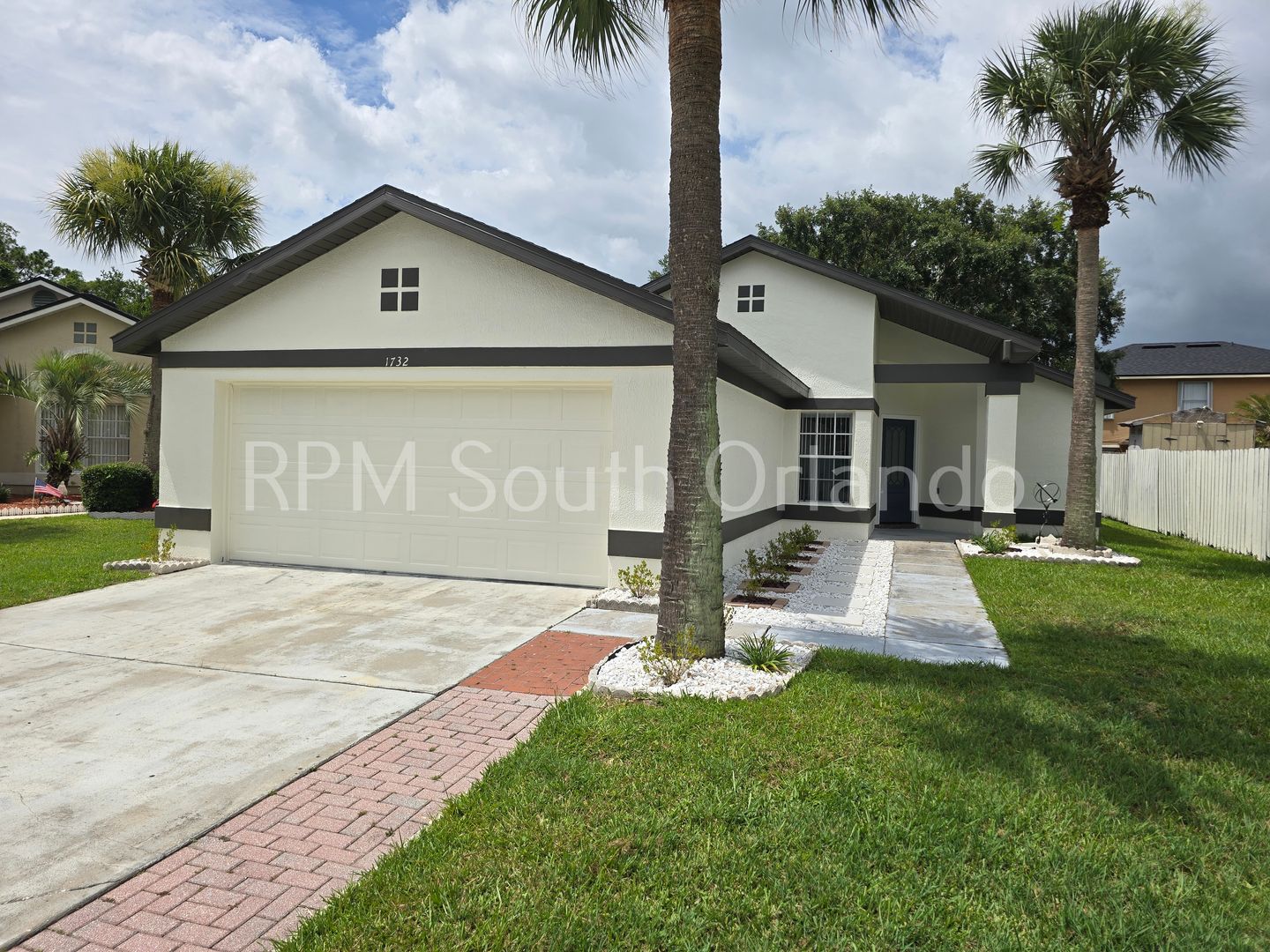 Orlando House: 1732 Brook Hollow Dr.