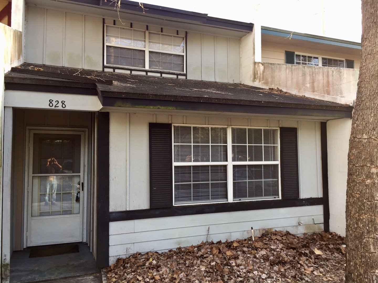 Sanford House: 828 W 25th Street